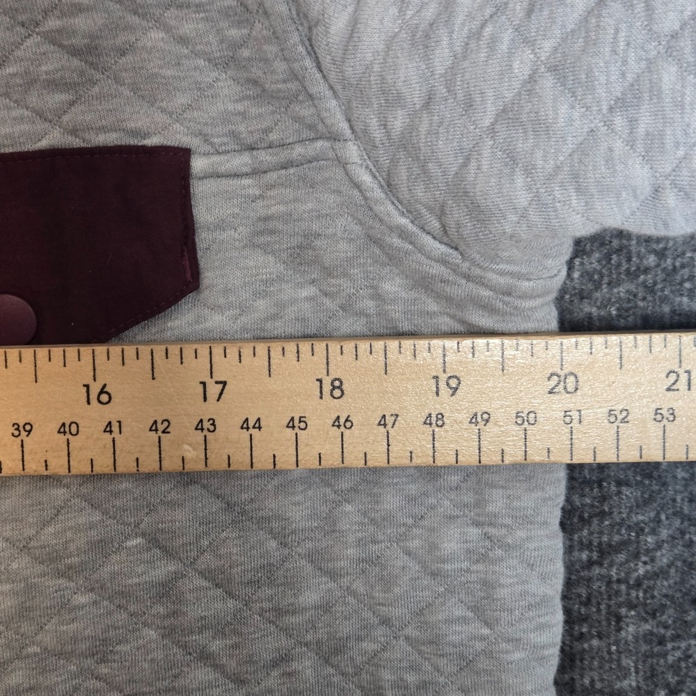 Patagonia Organic Cotton Quilt Snap-T® Pullover Drifter Grey W/ Dark Ruby Size M - Picture 6 of 15